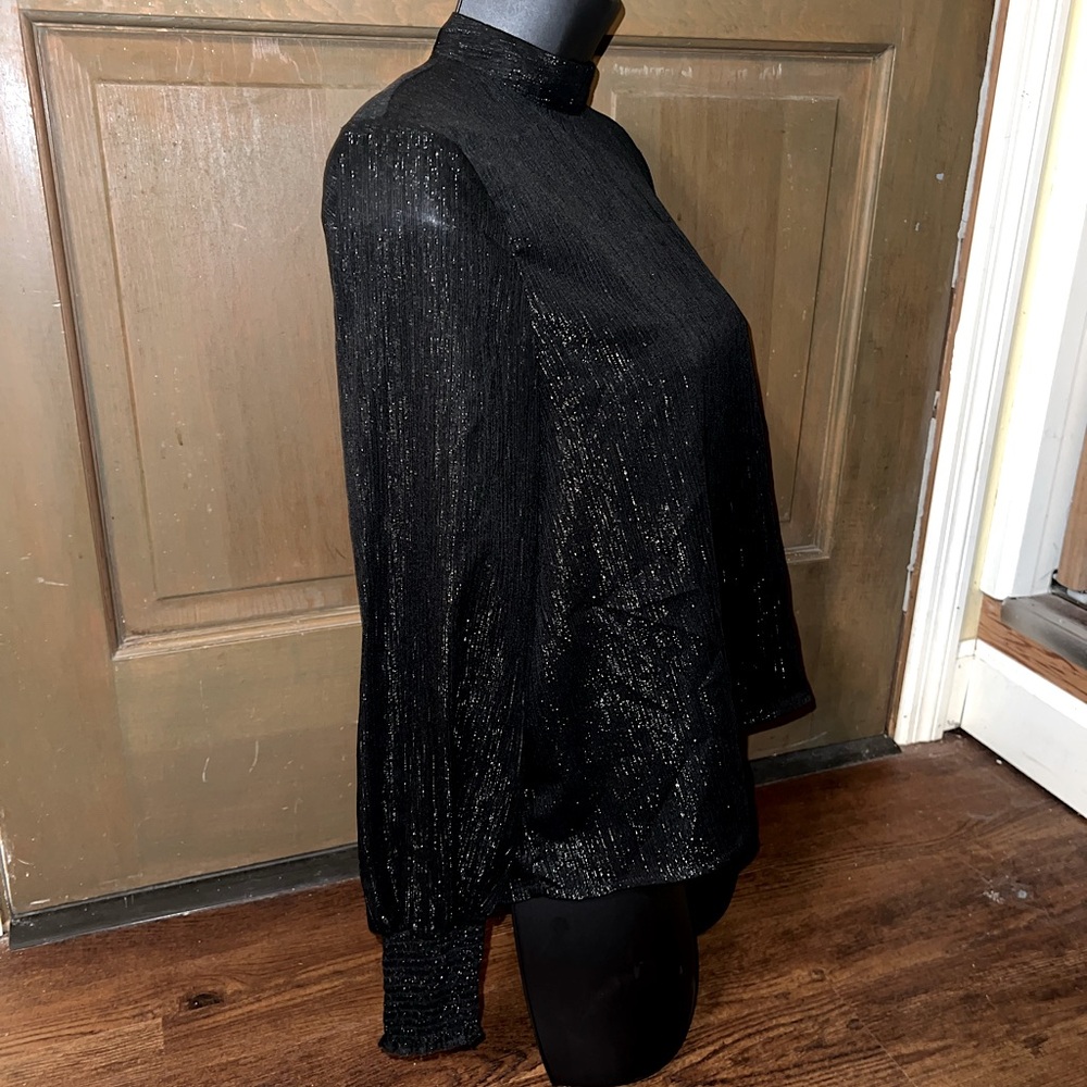 BB Dakota Black Whimsical Chic Shimmer Mock Neck Keyhole Back Blouse Size S - Picture 6 of 15